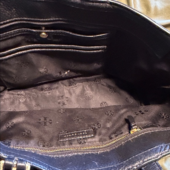 Tory Burch Black Leather Shoulder Bag - Picture 5 of 7